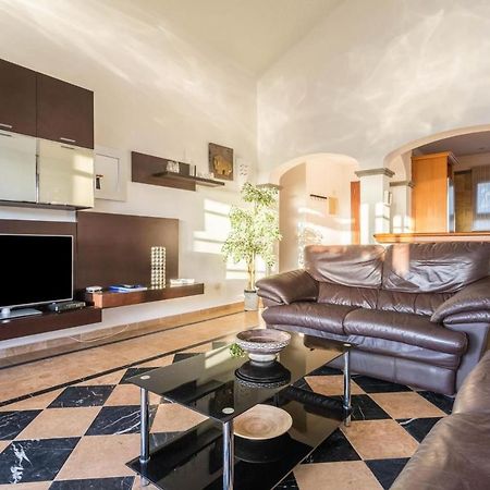 Villa Tania - Villa Independiente Con Piscina Privada Playa Blanca Dış mekan fotoğraf