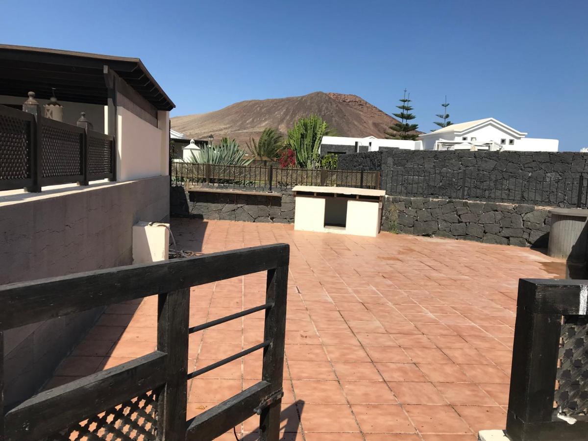 Villa Tania - Villa Independiente Con Piscina Privada Playa Blanca Dış mekan fotoğraf