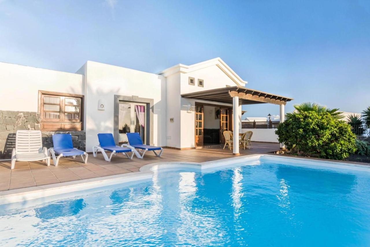 Villa Tania - Villa Independiente Con Piscina Privada Playa Blanca Dış mekan fotoğraf