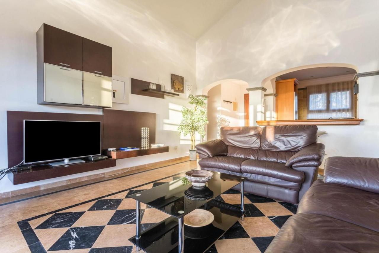 Villa Tania - Villa Independiente Con Piscina Privada Playa Blanca Dış mekan fotoğraf