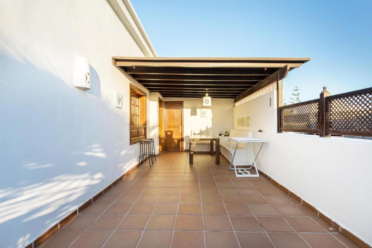 Villa Tania - Villa Independiente Con Piscina Privada Playa Blanca Dış mekan fotoğraf