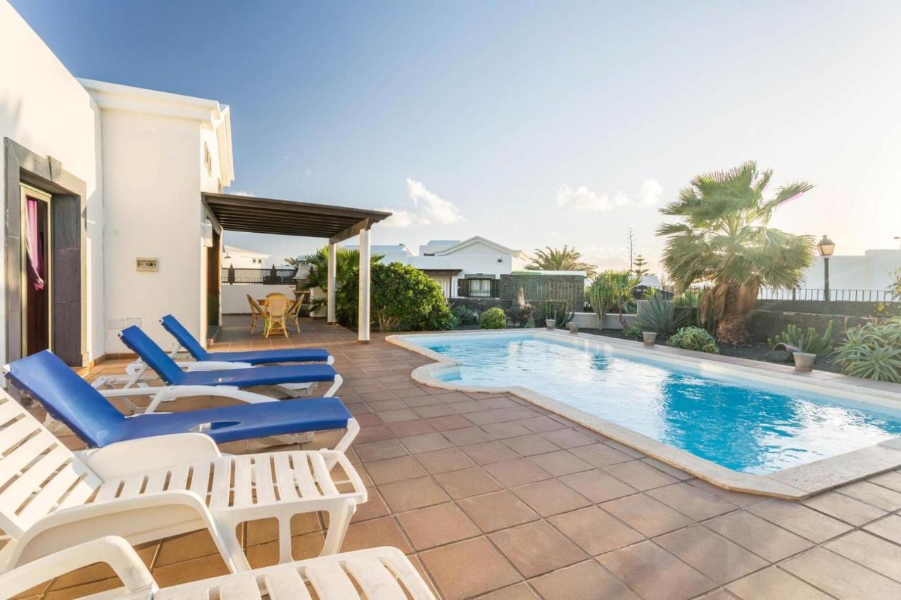Villa Tania - Villa Independiente Con Piscina Privada Playa Blanca Dış mekan fotoğraf