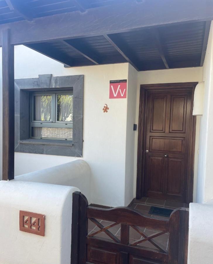 Villa Tania - Villa Independiente Con Piscina Privada Playa Blanca Dış mekan fotoğraf